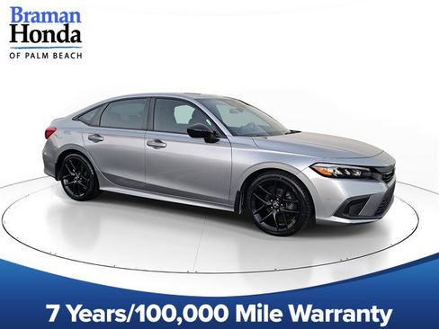 Used 2023 Honda Civic Sport image 1