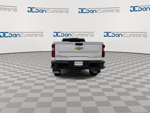 Used 2024 Chevrolet Silverado 2500 Custom w/ Custom Value Package image 7
