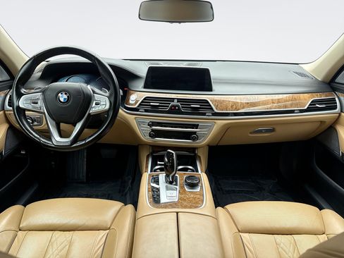 Used 2018 BMW 740e xDrive 740E AWD image 14