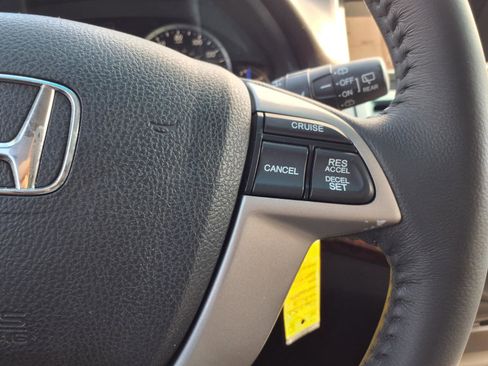 Used 2012 Honda Crosstour EX-L image 15