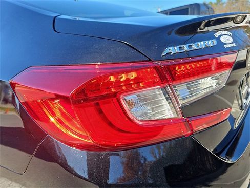 Used 2020 Honda Accord EX-L image 32