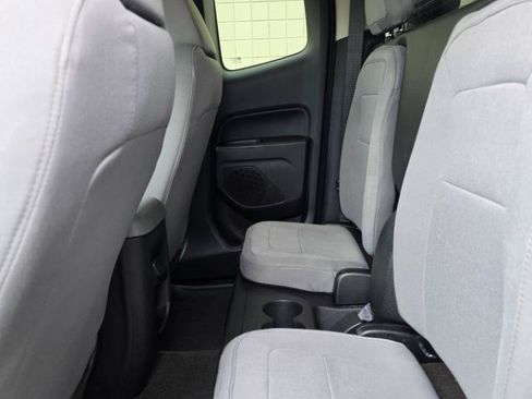 Used 2015 Chevrolet Colorado W/T w/ WT Convenience Package RWD image 12