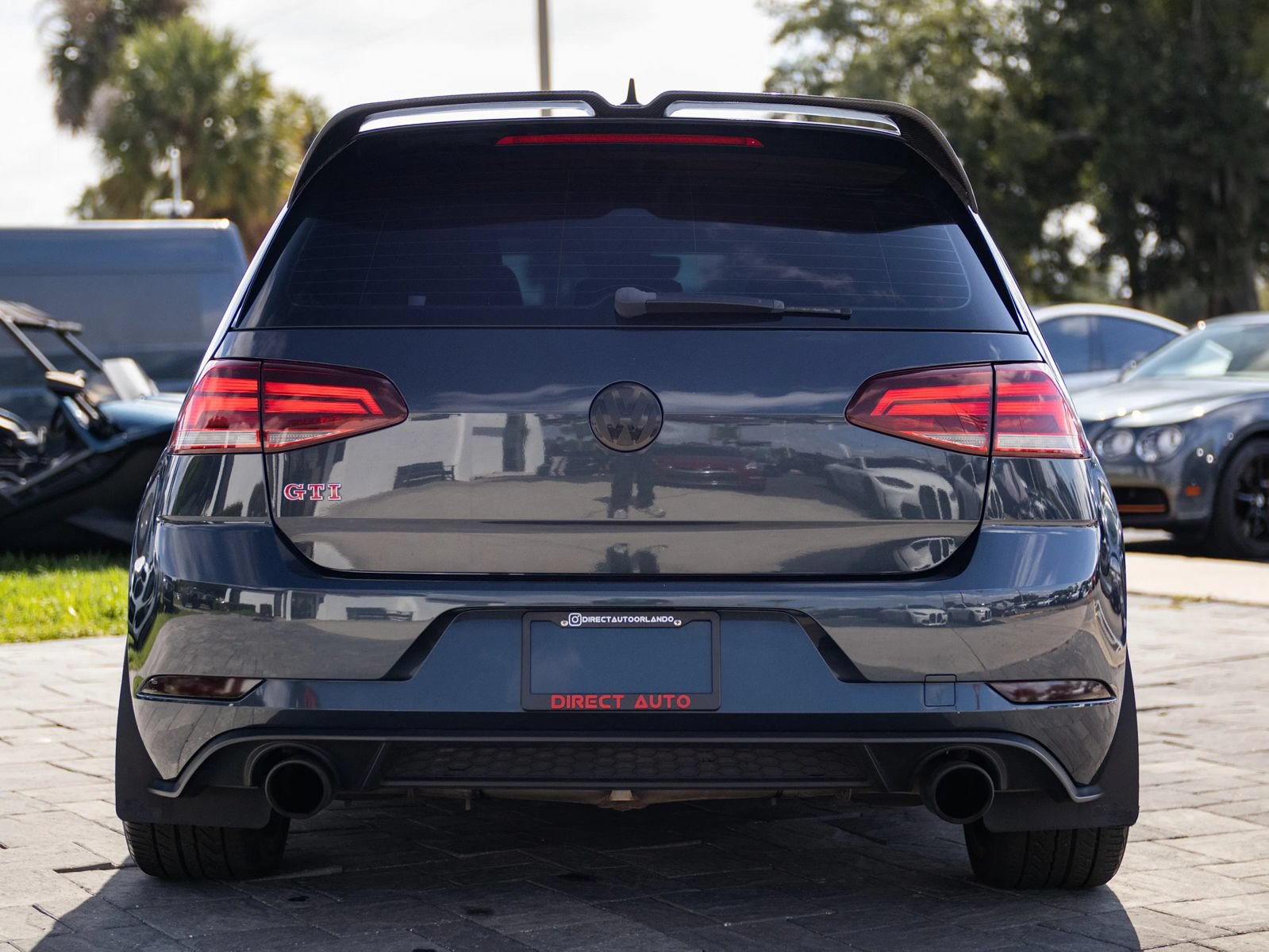 Used 2020 Volkswagen GTI SE FWD image 11