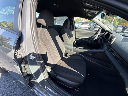 New 2025 Hyundai Elantra Sport w/ Cargo Package image 25