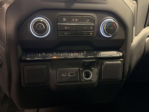 Used 2023 Chevrolet Silverado 1500 Custom RWD image 25
