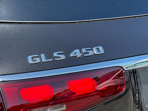 New 2026 Mercedes-Benz GLS 450 4MATIC image 28