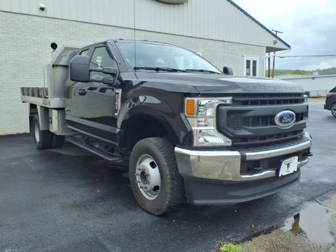 Used 2021 Ford F350 XL w/ Power Equipment Group AWD/4WD image 3