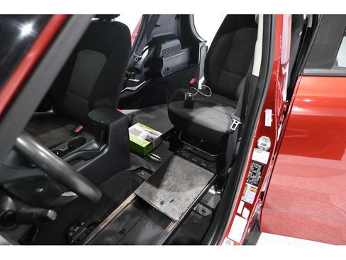 Used 2020 Kia Soul LX FWD image 27