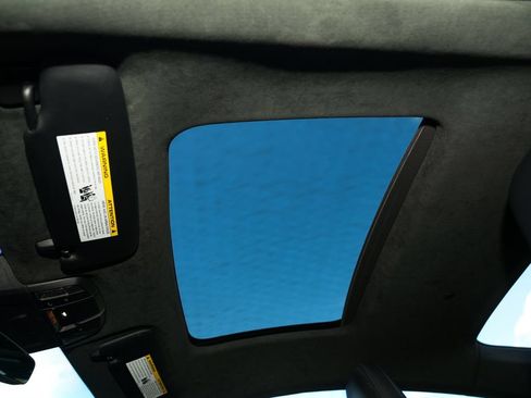 Certified 2025 Porsche 911 Carrera GTS RWD image 23
