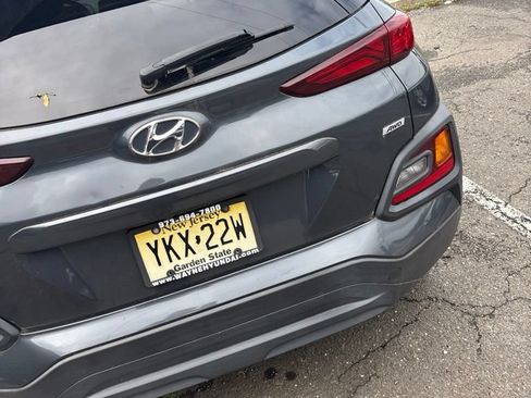 Used 2018 Hyundai Kona SEL w/ SEL Tech Package 02 AWD/4WD image 9