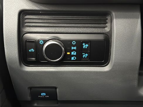 Used 2023 Ford F250 XL AWD/4WD image 28