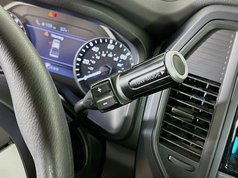 Used 2022 Nissan Titan SV w/ Accessory Utility Package RWD image 24