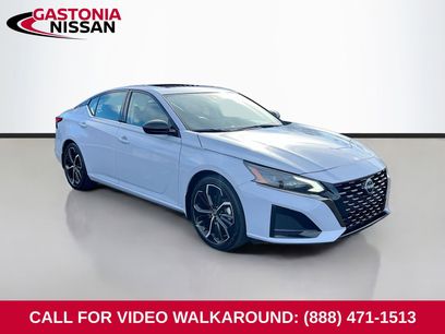 Used 2023 Nissan Altima 2.5 SR w/ SR Premium Package