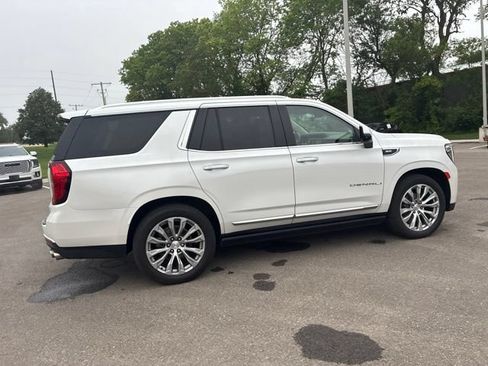Used 2021 GMC Yukon Denali w/ Denali Ultimate Package AWD/4WD image 8