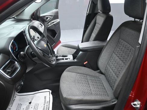 Used 2024 Chevrolet Equinox LT w/ LPO, Floor Liner Package AWD/4WD image 17