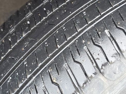 Used 2023 Toyota RAV4 Limited image 9