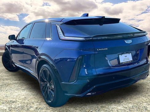 Certified 2024 Cadillac Lyriq Sport image 4