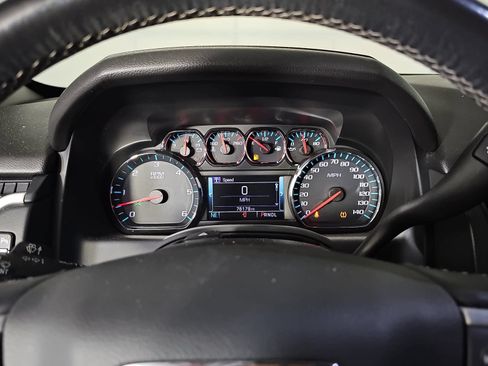 Used 2020 GMC Yukon SLT w/ Premium Edition RWD image 19