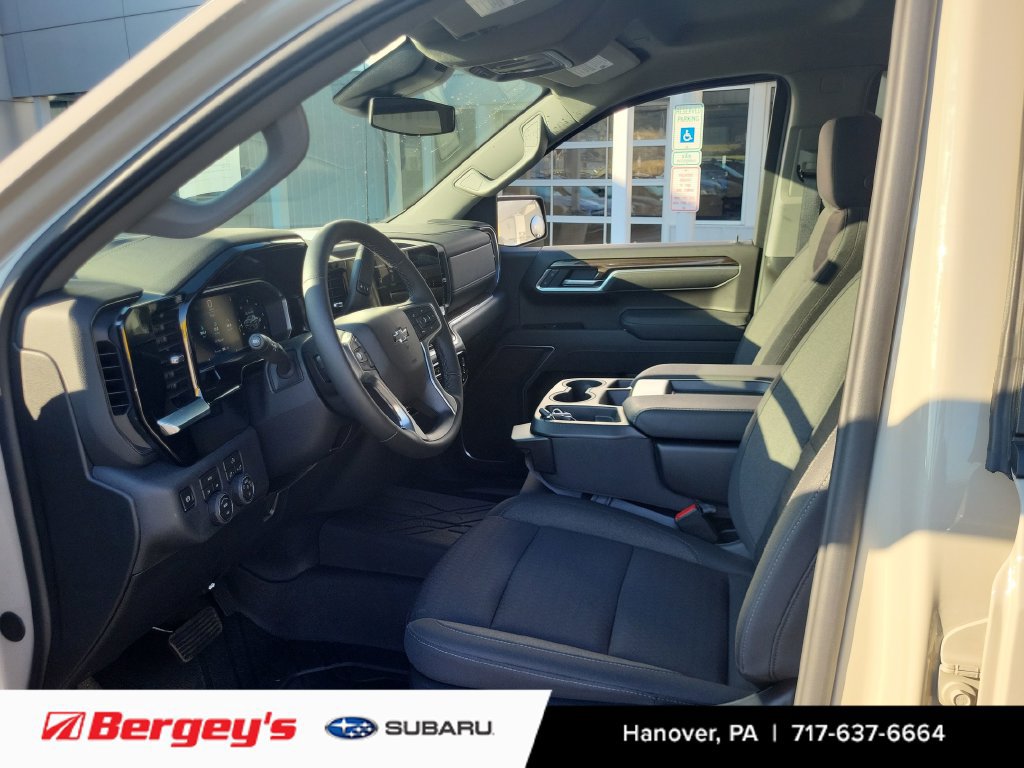 Used 2026 Chevrolet Silverado 1500 RST w/ RST Select Package AWD/4WD image 11