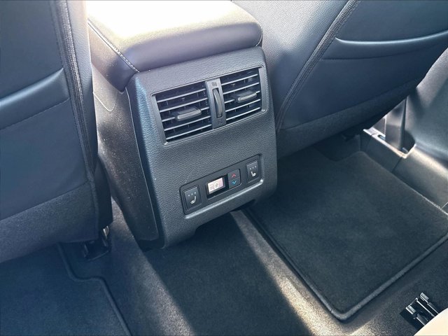 Used 2023 Mitsubishi Outlander SEL FWD image 24