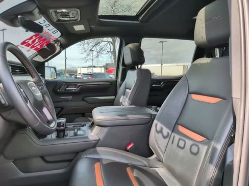 Certified 2023 GMC Sierra 1500 AT4 w/ AT4 Premium Package image 17