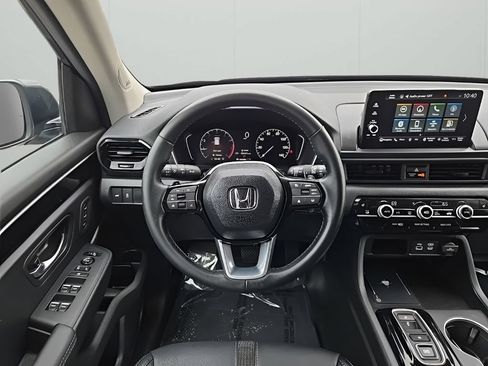 Used 2025 Honda Pilot Touring image 24