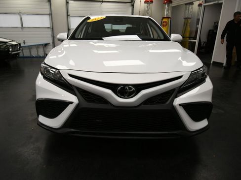 Certified 2024 Toyota Camry SE image 2