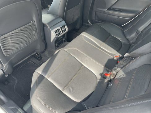 Used 2017 Jaguar XE Prestige image 12