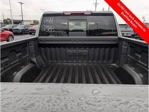 New 2026 GMC Sierra 1500 Elevation image 11