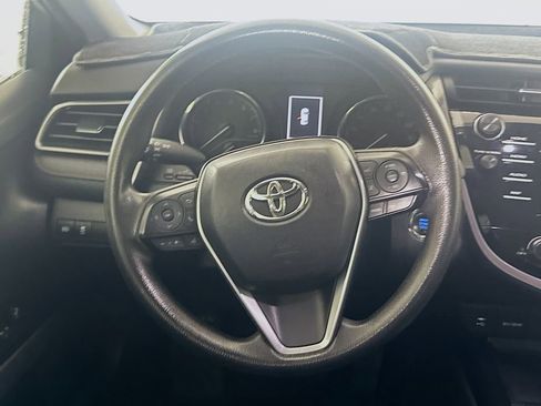 Used 2019 Toyota Camry LE w/ Convenience Package image 14