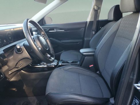 Certified 2024 Kia Seltos X-Line image 21