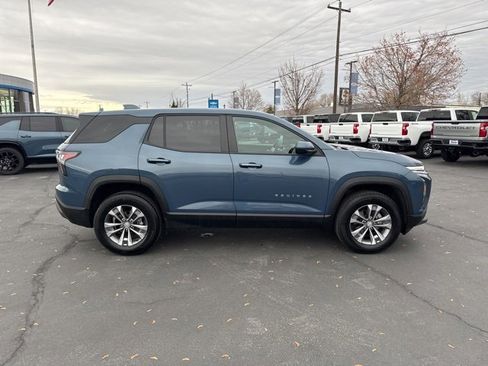 Used 2025 Chevrolet Equinox LT image 8