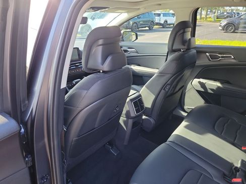 New 2026 Kia Sportage SX FWD image 17