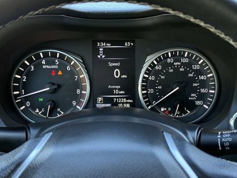 Used 2019 INFINITI Q50 Luxe w/ Essential Package (3.0T Luxe) image 15