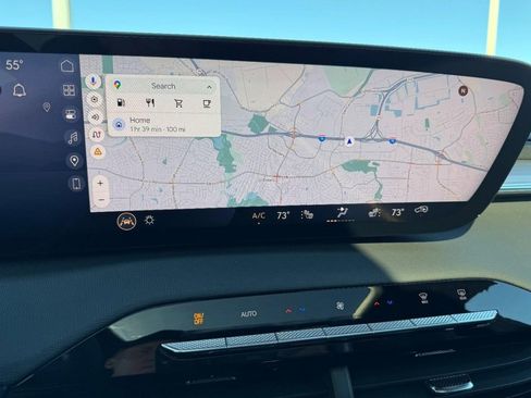 Used 2026 Buick Enclave Preferred w/ Power Package image 22