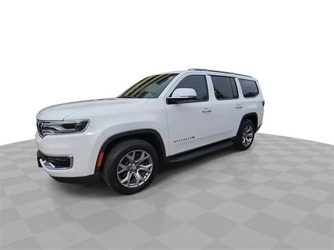 Used 2022 Jeep Wagoneer Series II image 4