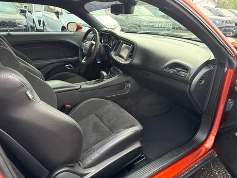 Certified 2022 Dodge Challenger R/T Scat Pack w/ 1320 Plus Group RWD image 24