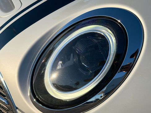 Used 2023 MINI Cooper Clubman S image 9