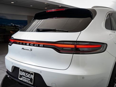 Used 2019 Porsche Macan S image 18