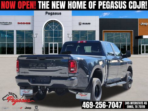 New 2026 RAM 3500 Lone Star AWD/4WD image 5