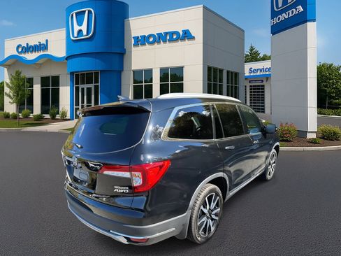 Certified 2022 Honda Pilot Touring image 6