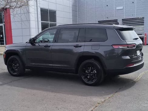 New 2026 Jeep Grand Cherokee L 4WD image 6
