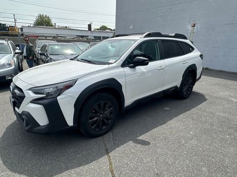 Certified 2023 Subaru Outback Onyx Edition AWD/4WD image 4