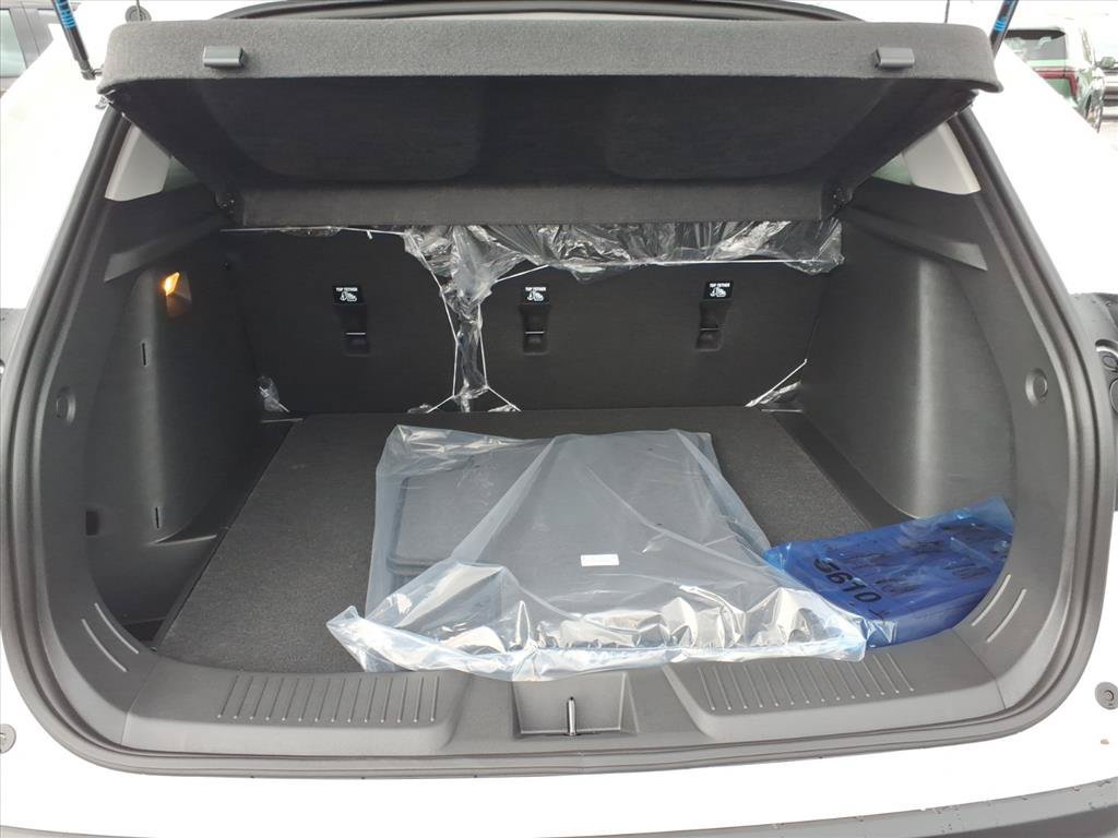 New 2026 Chevrolet Trax LT w/ Driver Confidence Package FWD image 15