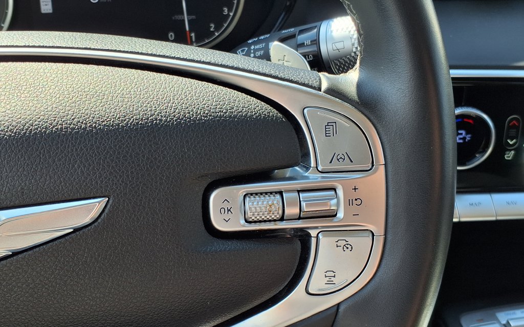 Used 2025 Genesis GV70 2.5T AWD/4WD image 23