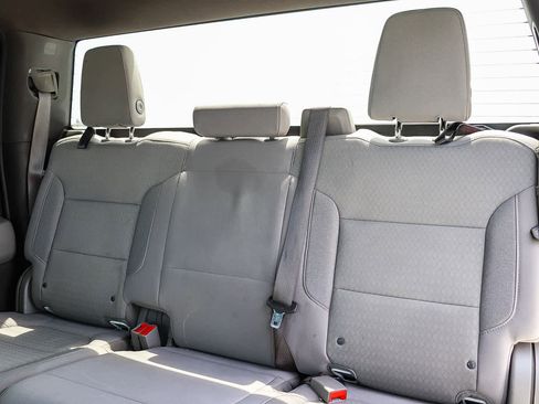 Used 2021 Chevrolet Silverado 1500 LT image 17