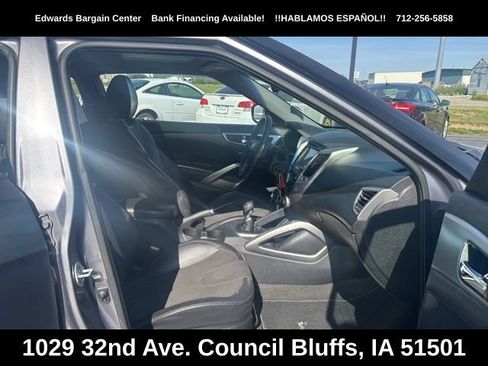 Used 2012 Hyundai Veloster w/ Style Pkg FWD image 12