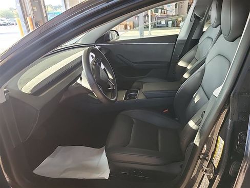 Used 2024 Tesla Model 3 image 8
