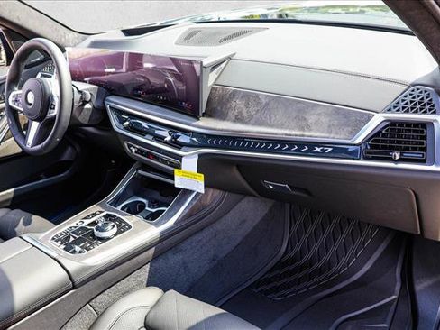 New 2027 BMW X7 xDrive40i AWD/4WD image 23