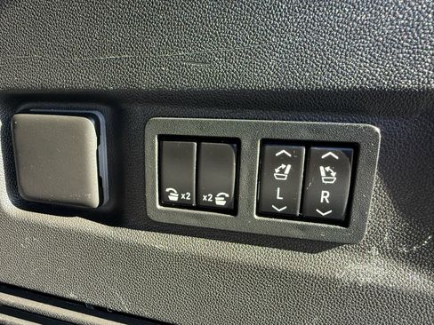 Used 2021 GMC Yukon XL AT4 w/ Rear Media and Nav Package image 18